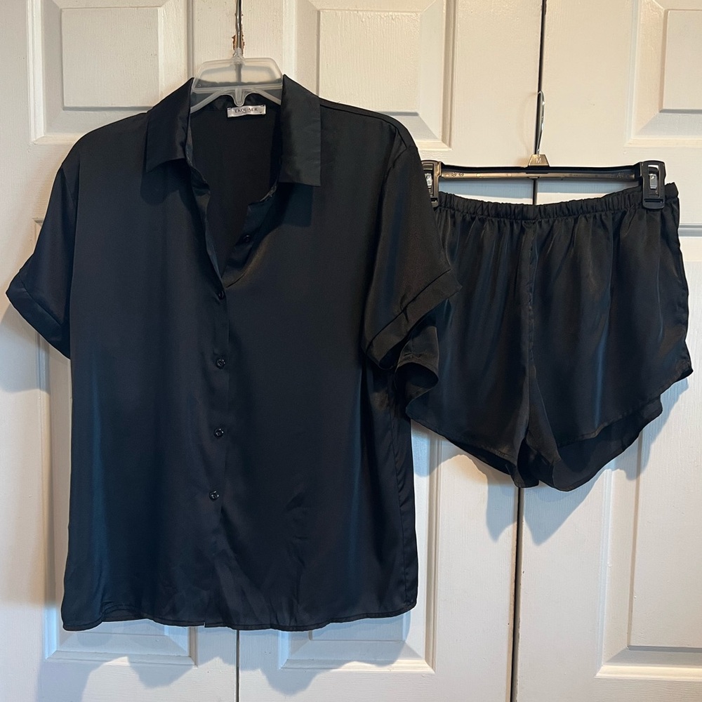 Silky🖤Black 2Pc Pajama Set - Shorts & Short Sleeve Button Shirt